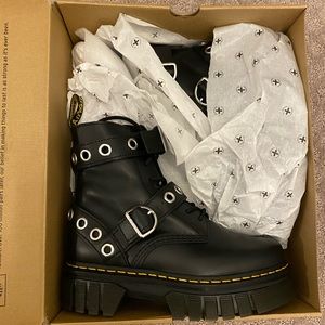 Dr Martens Audrick Hardware 9 womens